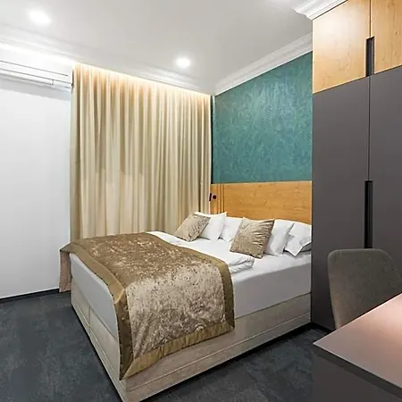 Garni Cirman Hotel 3*