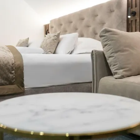 Hotel Garni Cirman Lubiana