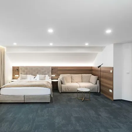 Hotel Garni Cirman Lubiana