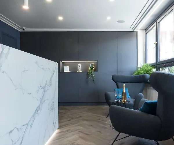 Garni Cirman Готель