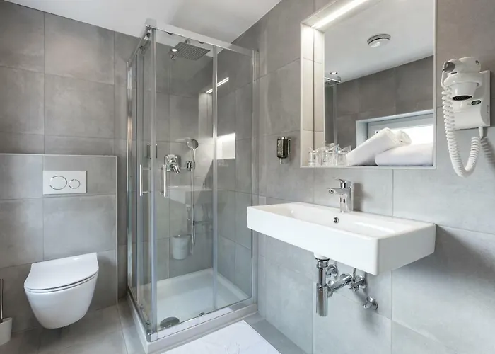 Garni Cirman Готель 3*